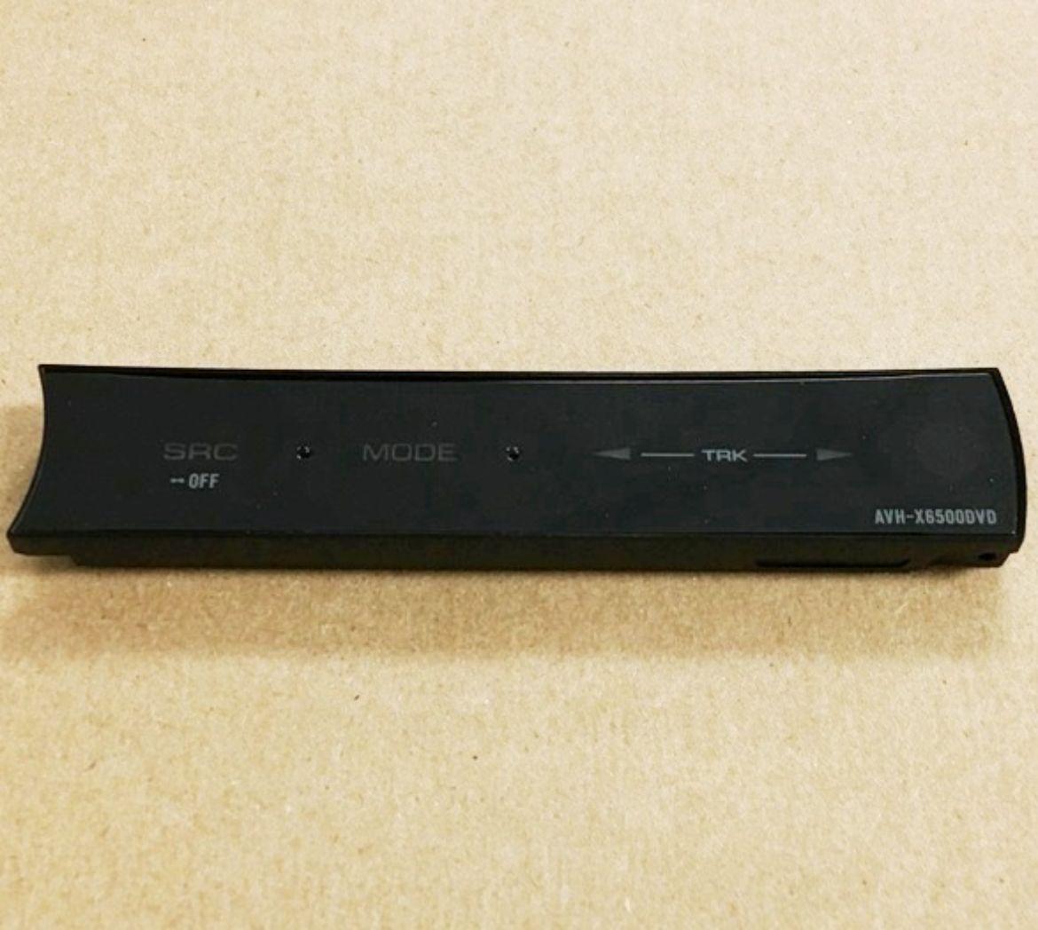 CXE5818.jpg