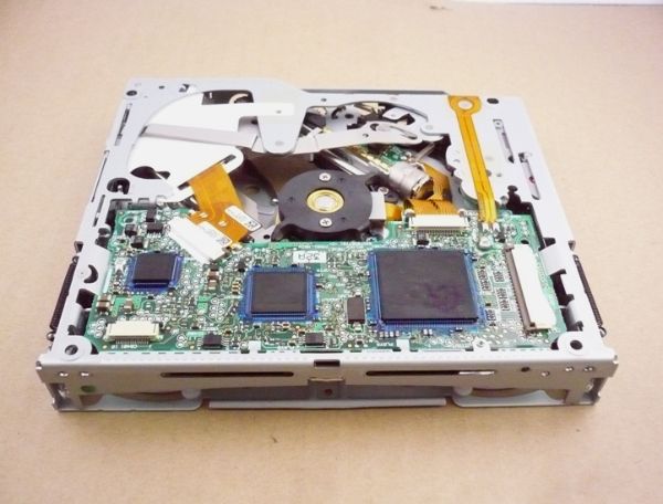 DV03042Z01.jpg
