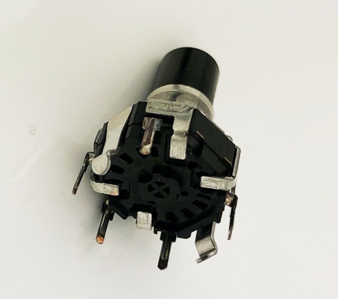 4010735Z03.jpg