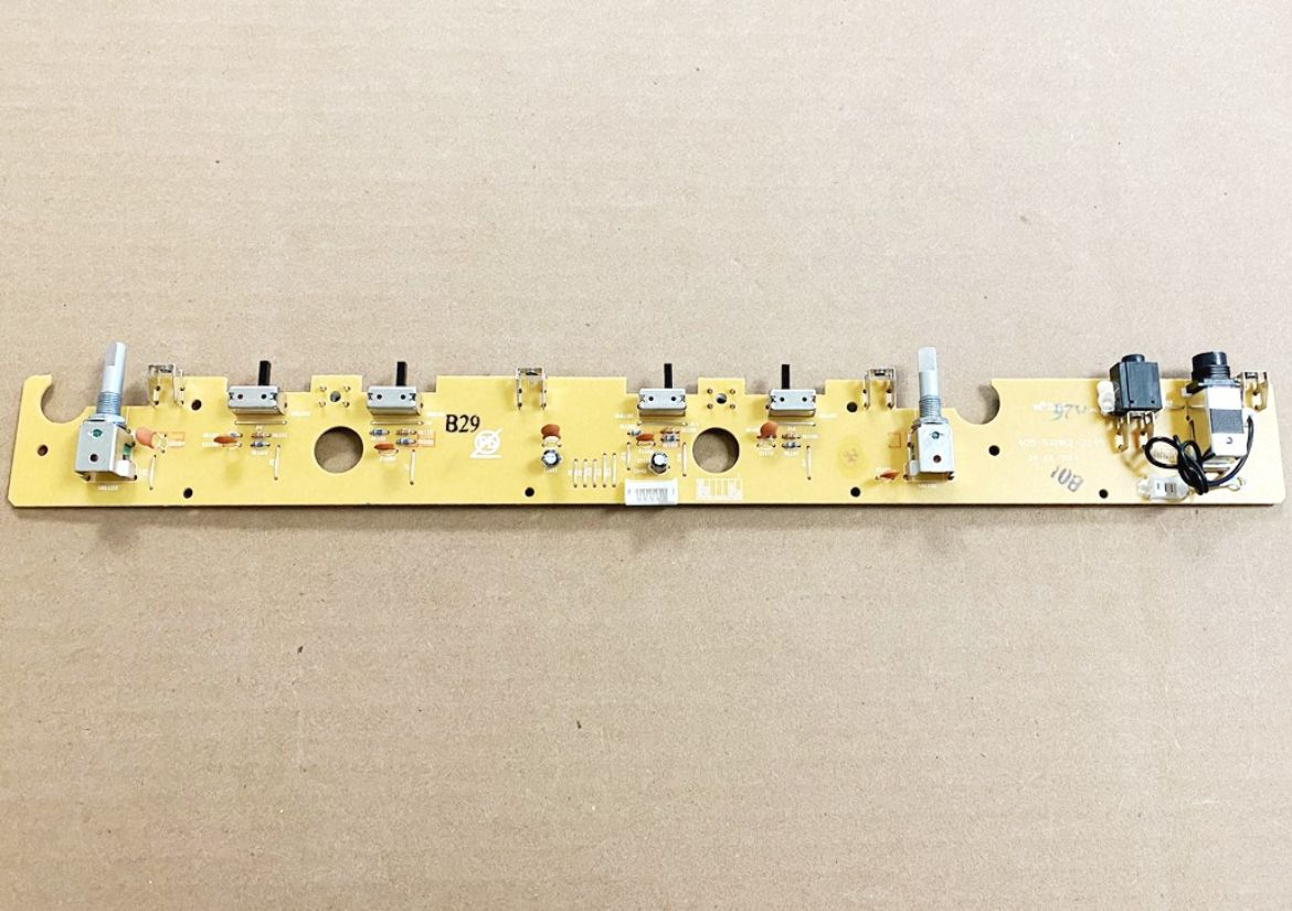 704S1MK2B092.jpg