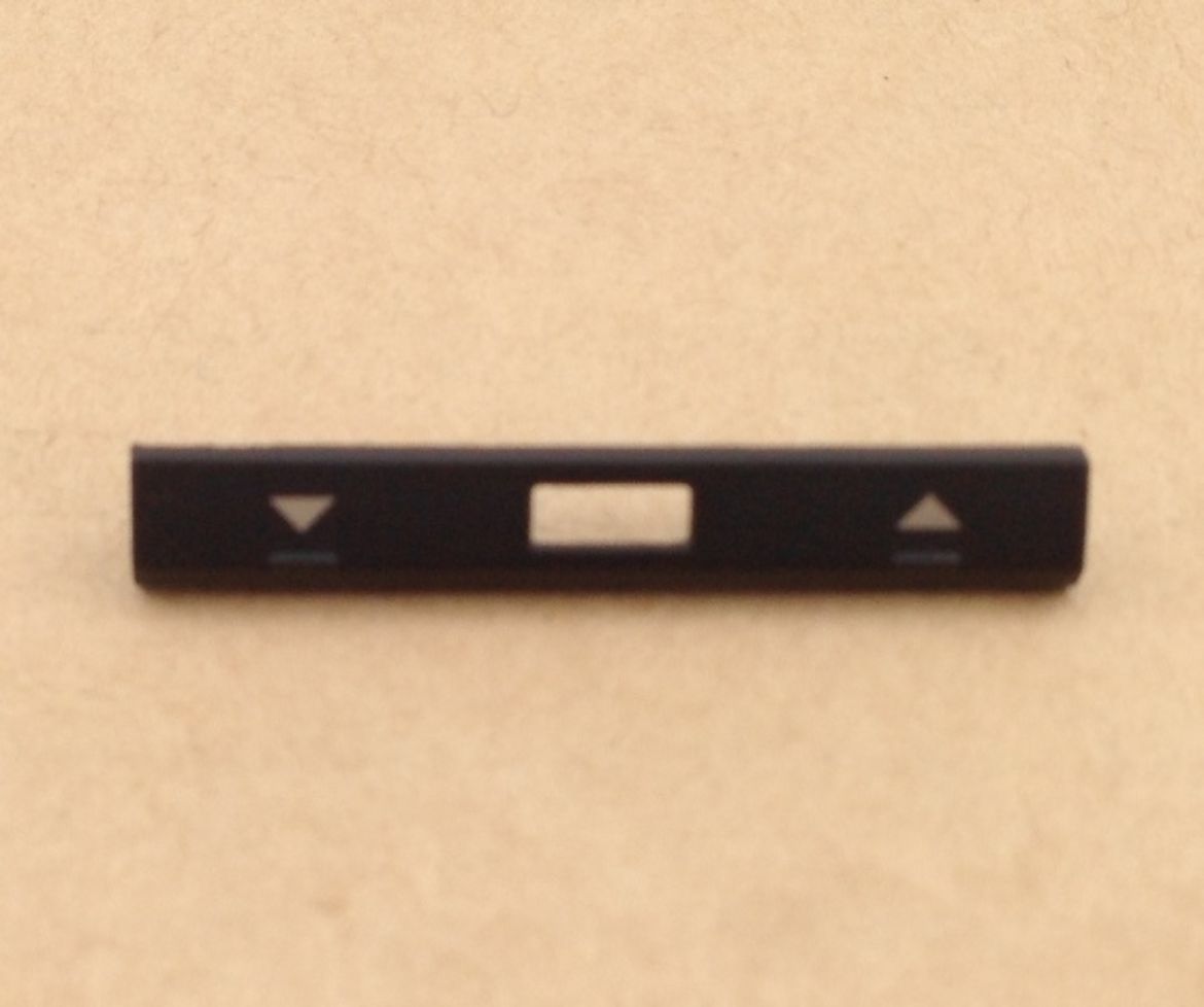 LV23099002A.jpg