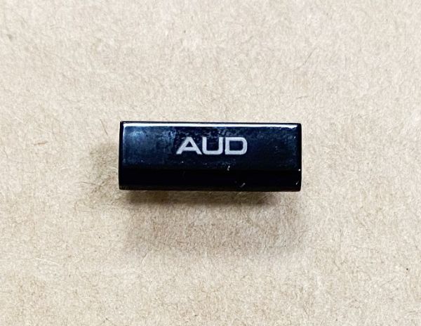 LV23101002A.jpg