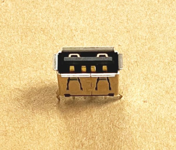 E5J006900.jpg