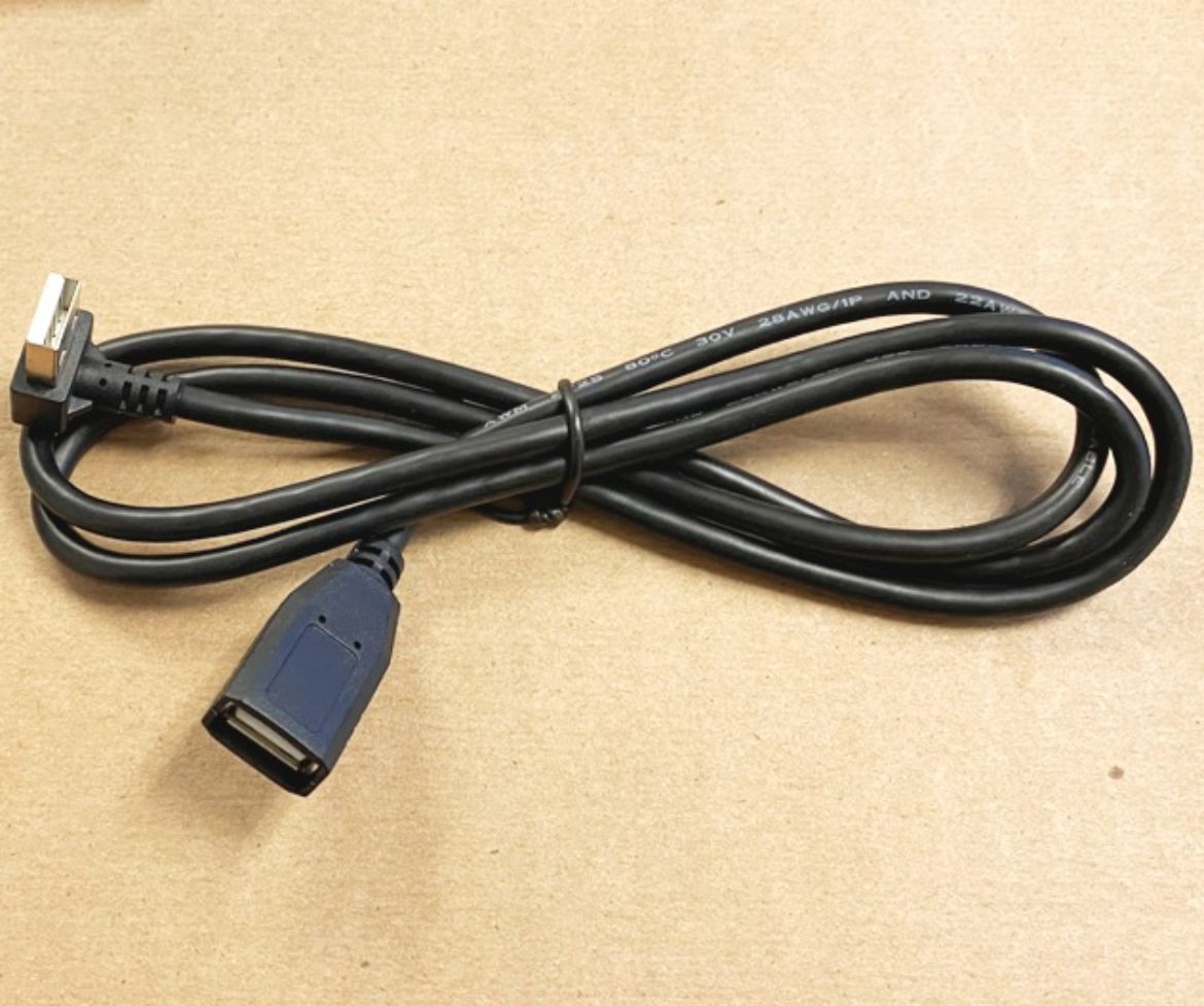 E2703004700.jpg