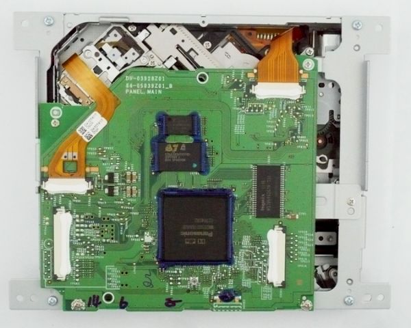 DV19102Z01.jpg