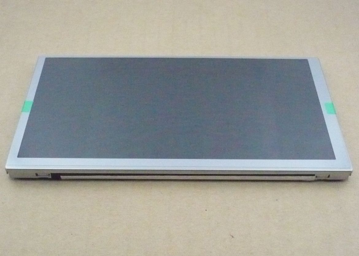 6522052Z01.jpg