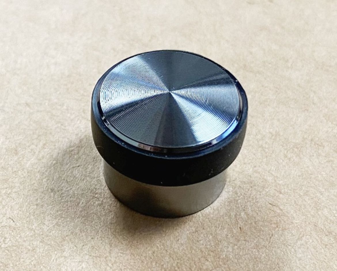 36B70682Y01.jpg
