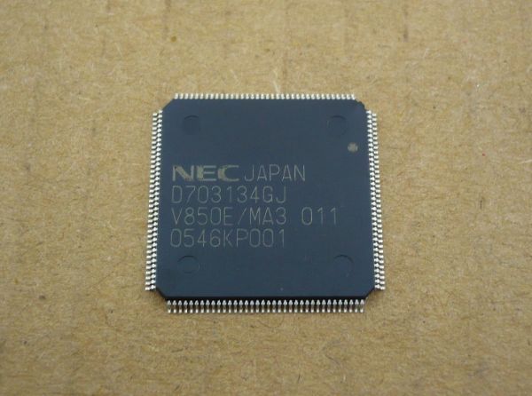 703134GJ011A.jpg