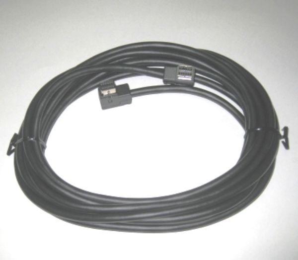 E30630105.jpg