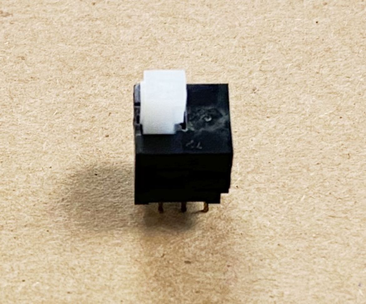 S40242905.jpg