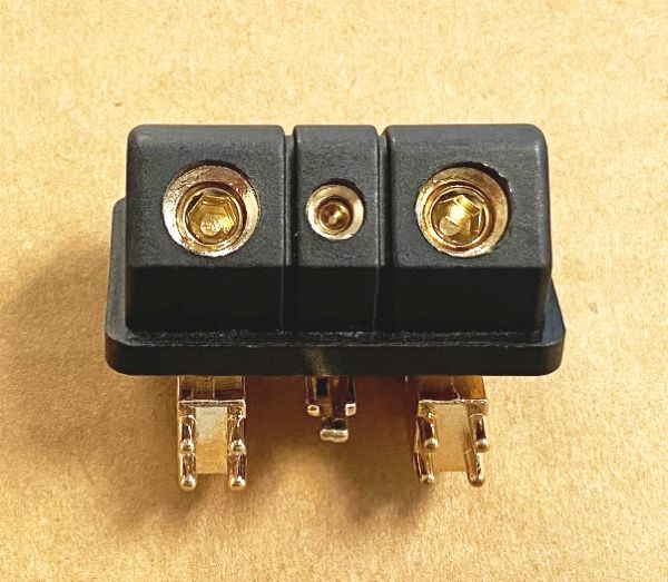 29E39747S01.jpg