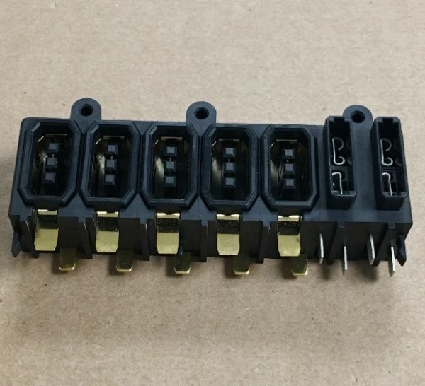 09E40782S01.jpg