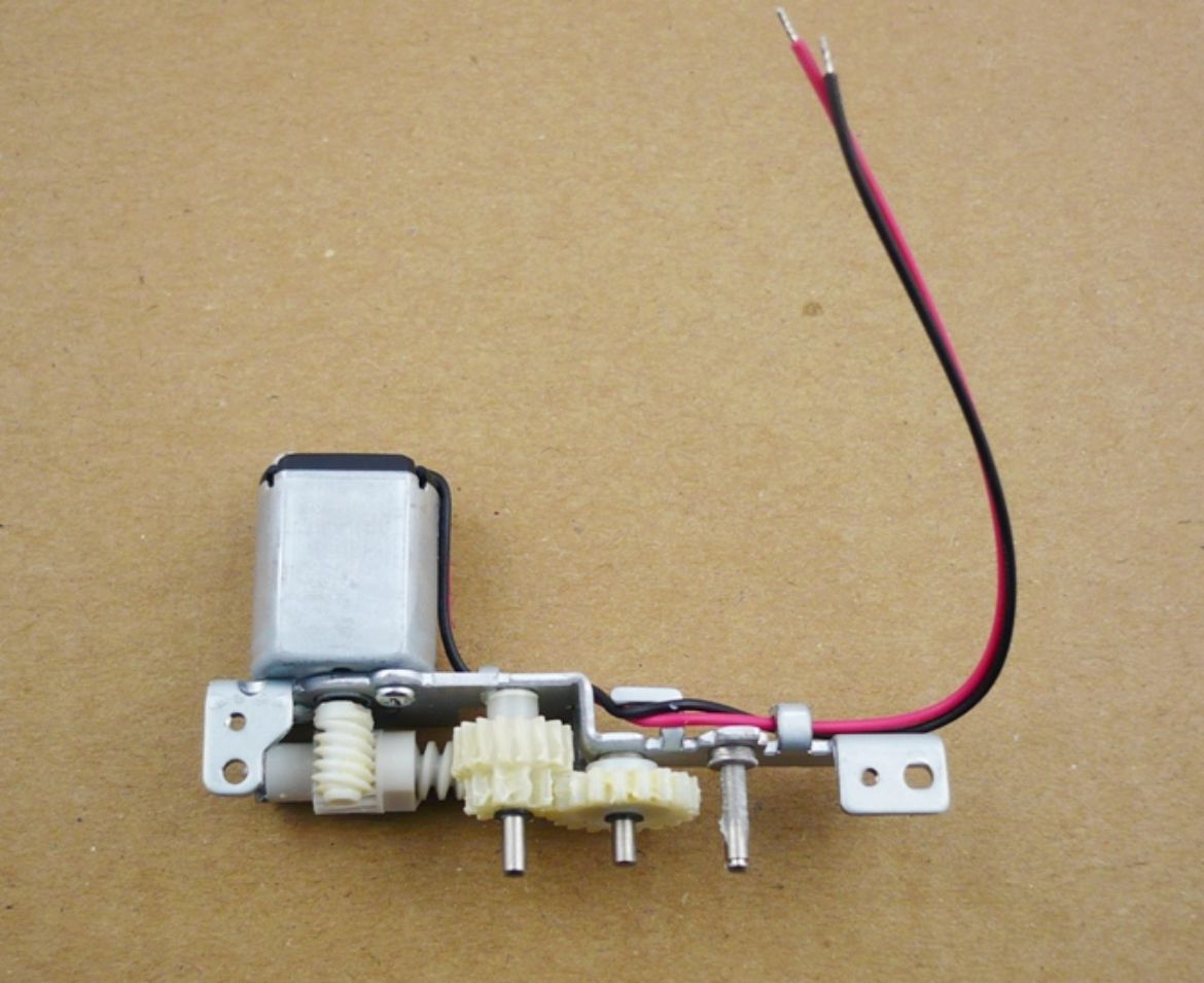 HBS616100.jpg