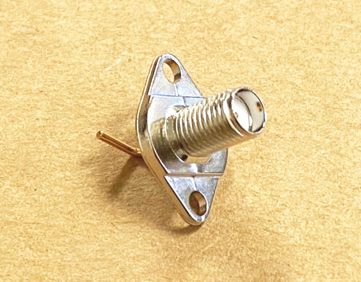 E0E002700.jpg
