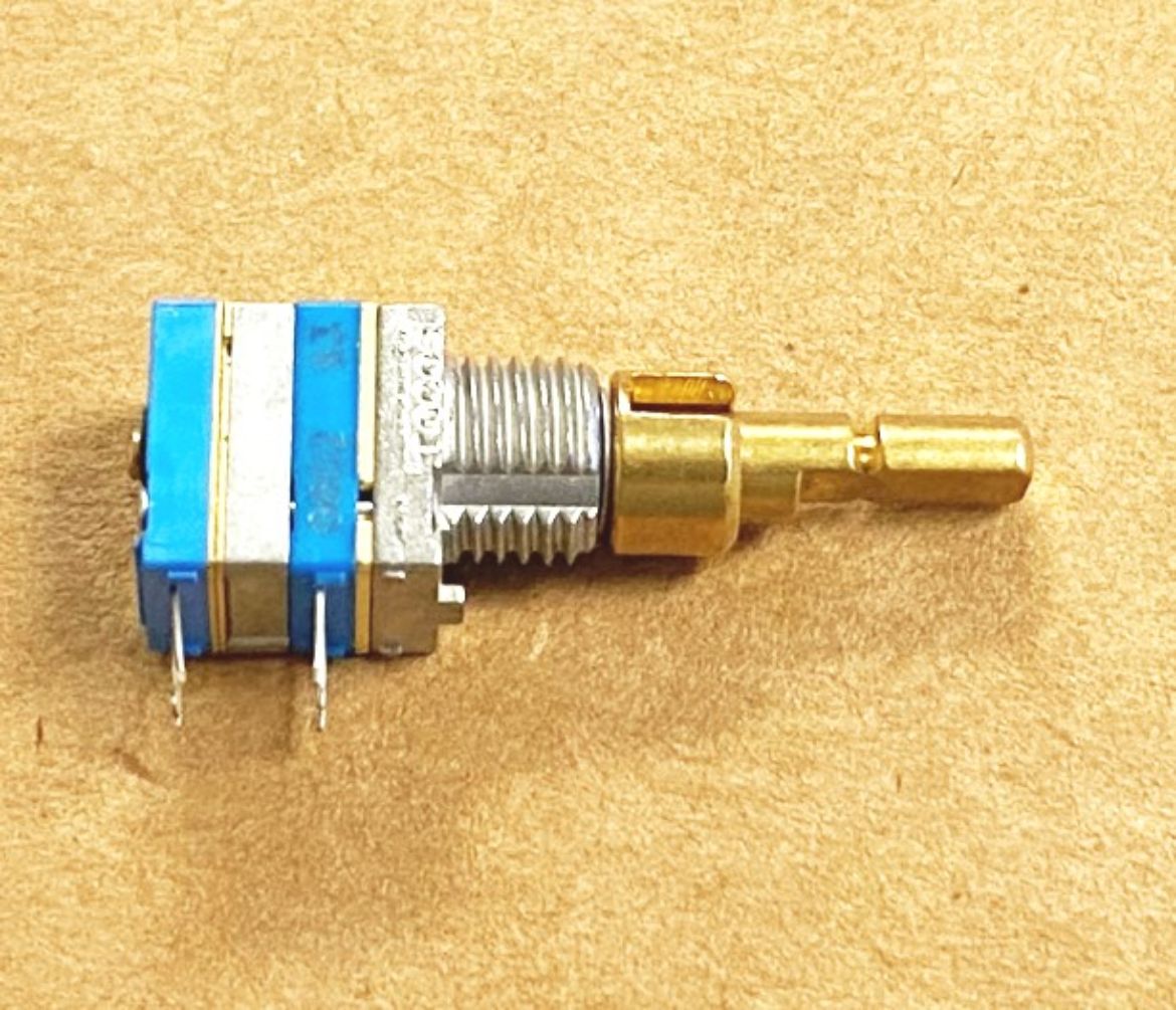R39060205.jpg