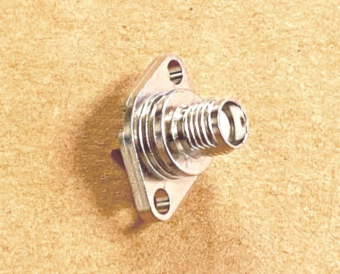 E04042005.jpg