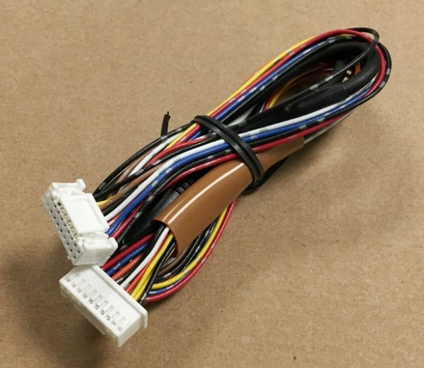 X009FD1KEYHRN.jpg