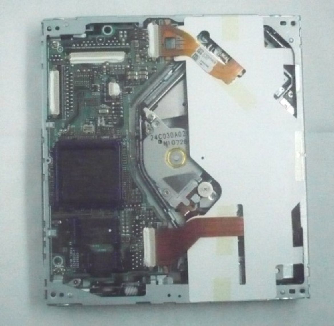 DV11527Z01.jpg