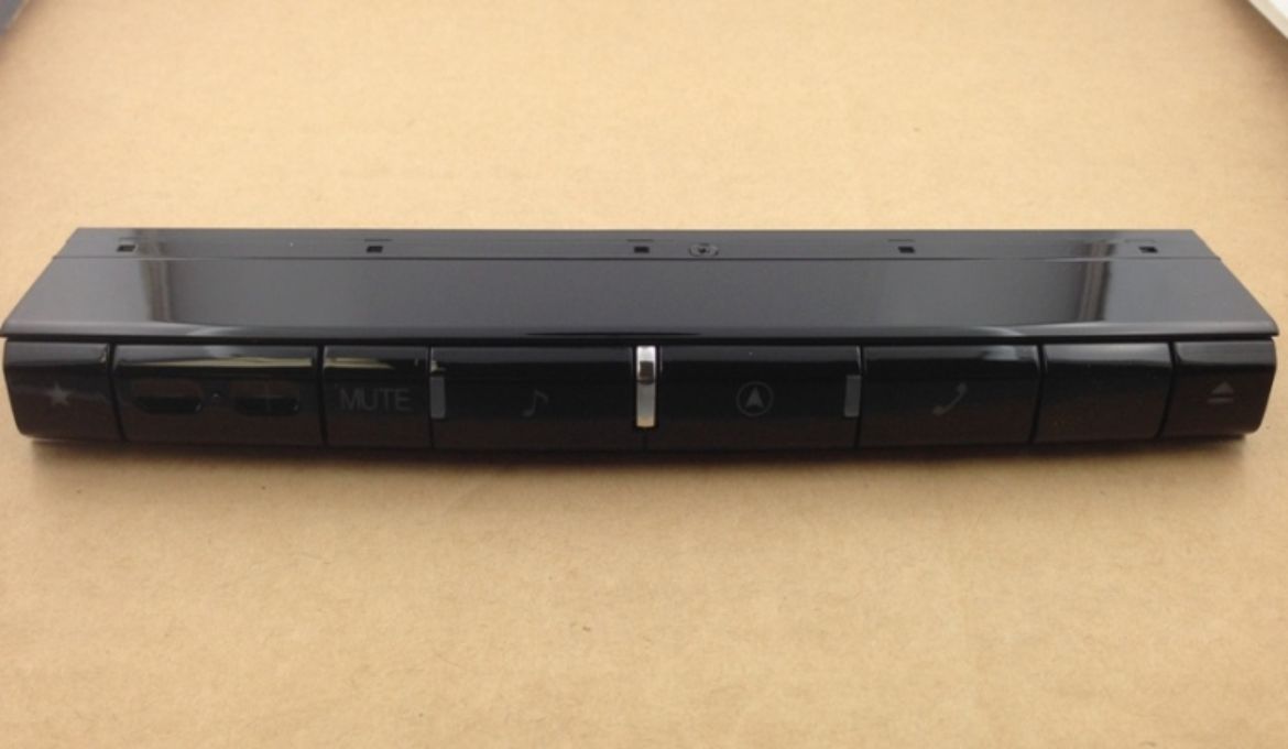 Z300UKEYPANL.jpg