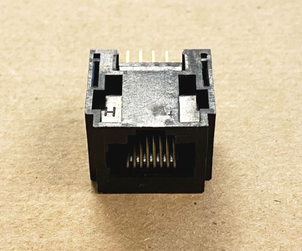 E58055815.jpg