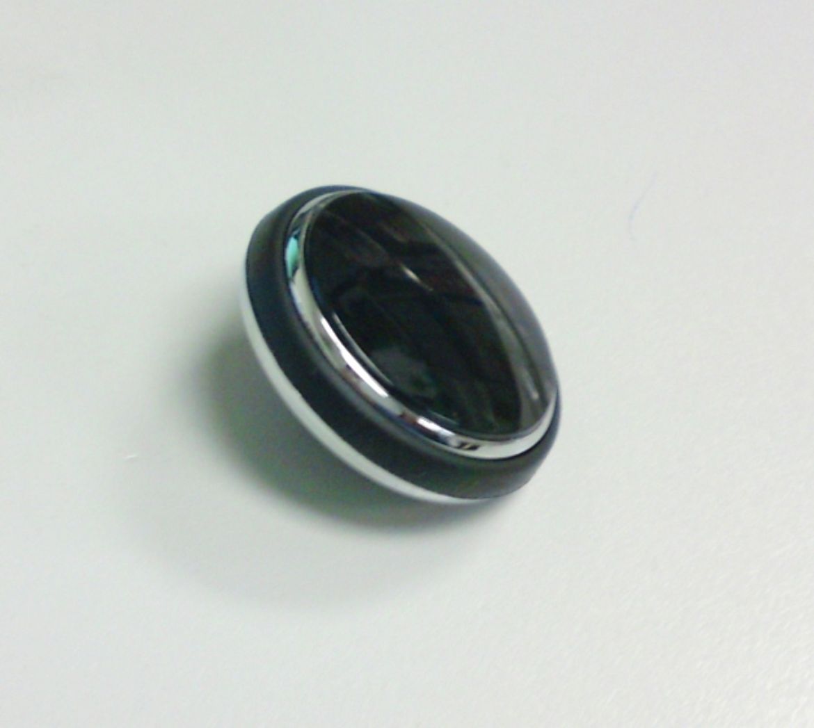 K28037114.jpg