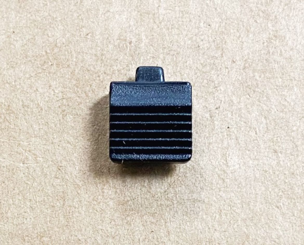 K29925003.jpg